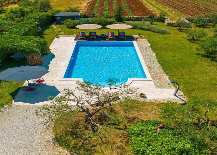 Benka Vikendica Mofardini