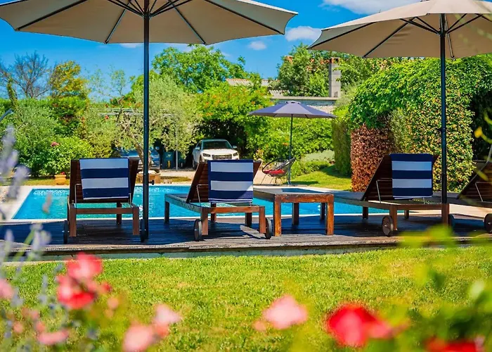 Vikendica Benka Mofardini