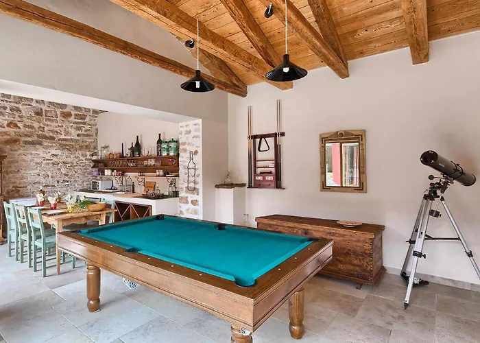 Benka Vikendica Mofardini